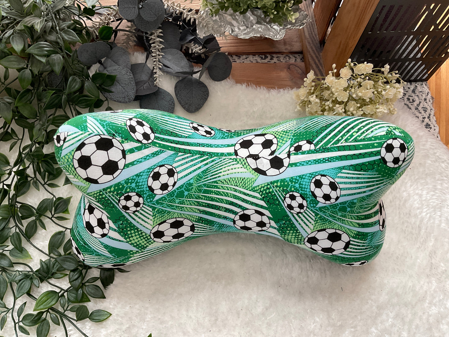 Kinderknochenkissen Fußball grün